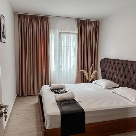 Lovely Apartment Тирана Экстерьер фото