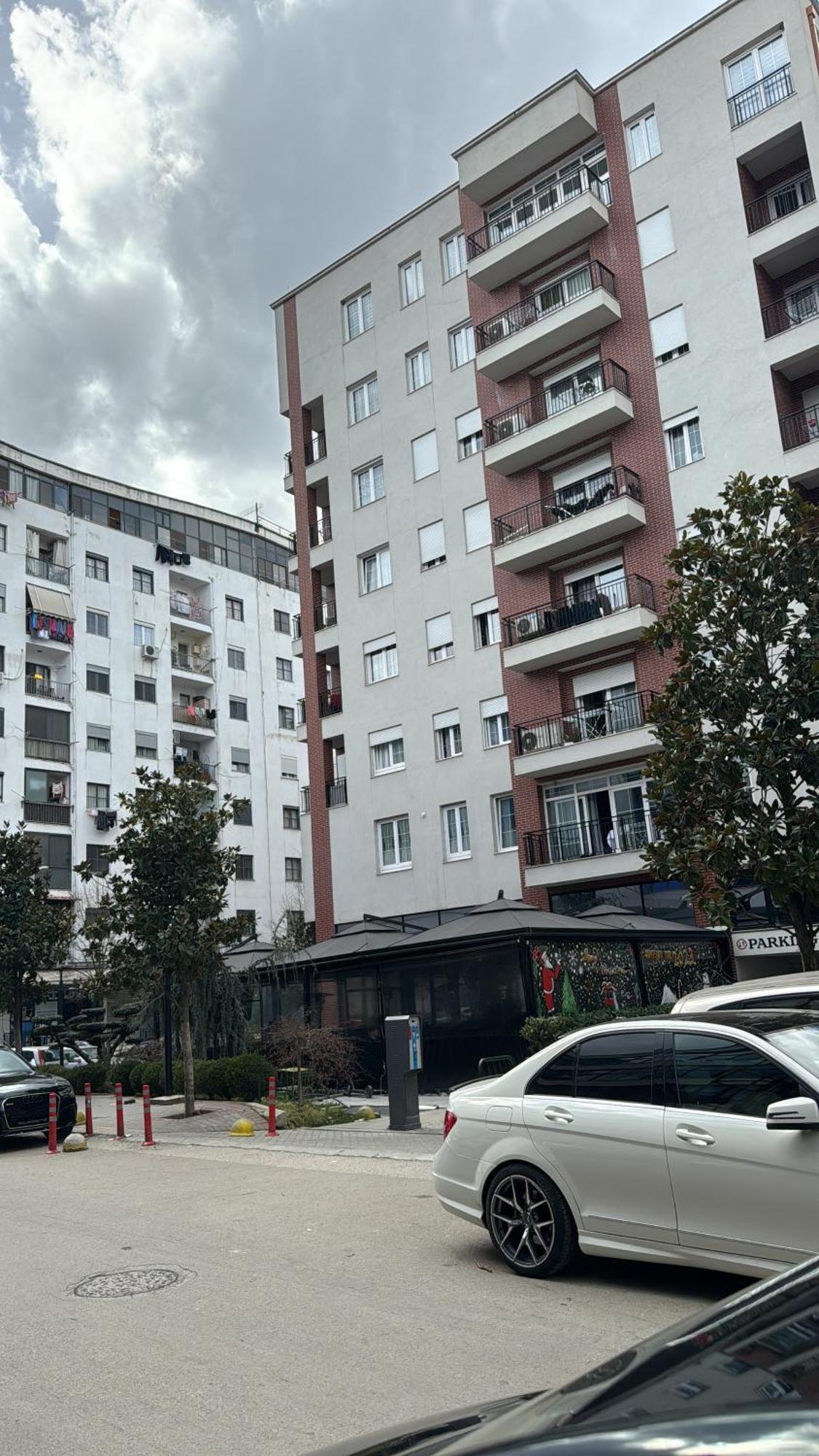 Lovely Apartment Тирана Экстерьер фото