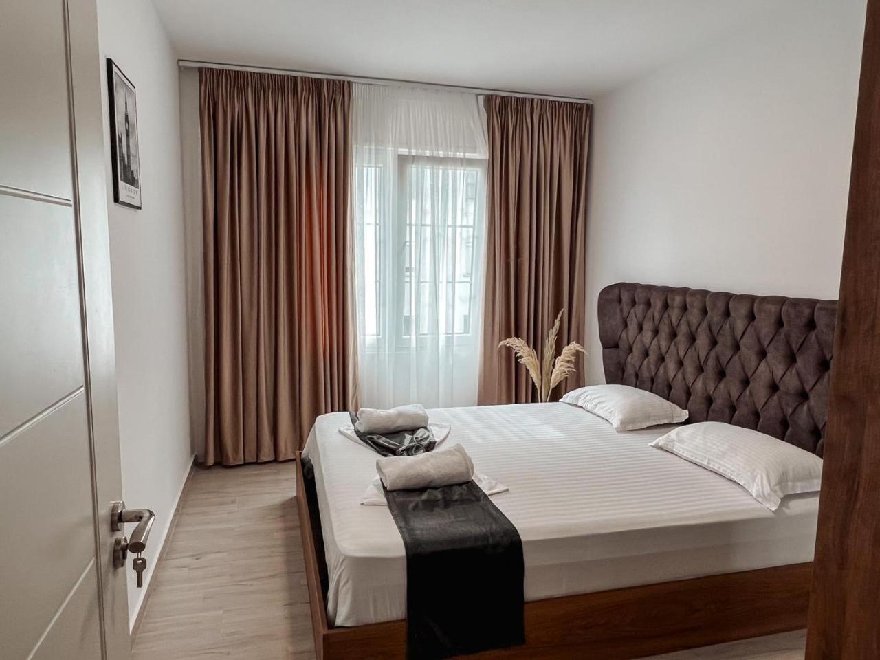 Lovely Apartment Тирана Экстерьер фото